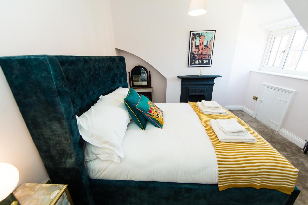 Rounton Villa By Maison Parfaite - Hot Tub - Sea Views - Parking Robin Hood's Bay Bagian luar foto