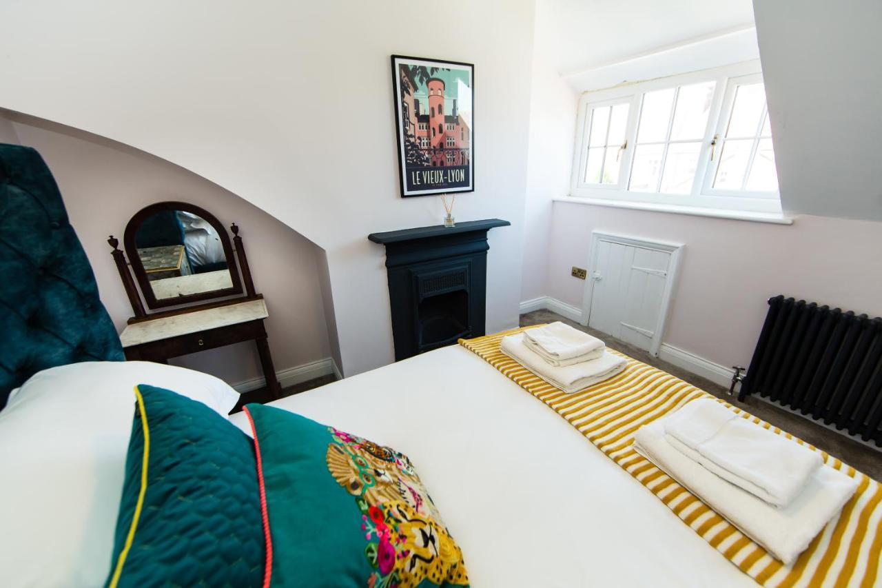 Rounton Villa By Maison Parfaite - Hot Tub - Sea Views - Parking Robin Hood's Bay Bagian luar foto
